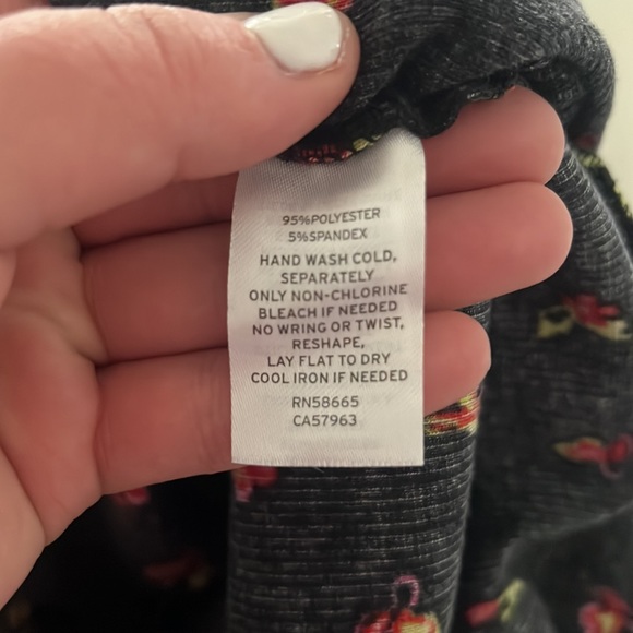 ABound Long Sleeve Ruched Sheath dress. Size 2X. Excellent condition. - Picture 9 of 10